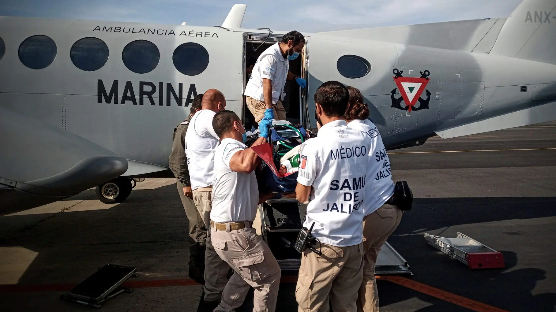 Traslado de una menor con quemaduras por pirotecnia